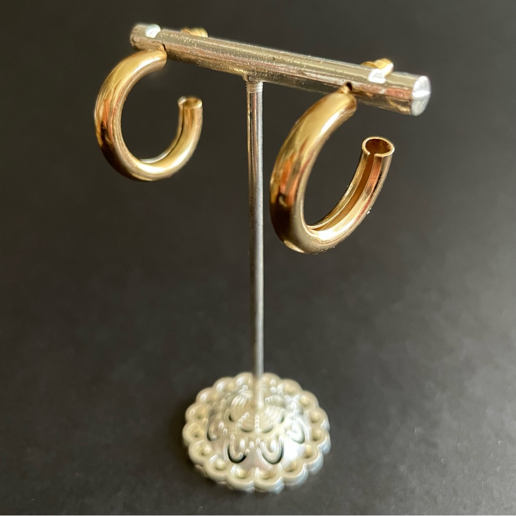 Buccatini Gold Hoop Fashion Earrings - Nwt